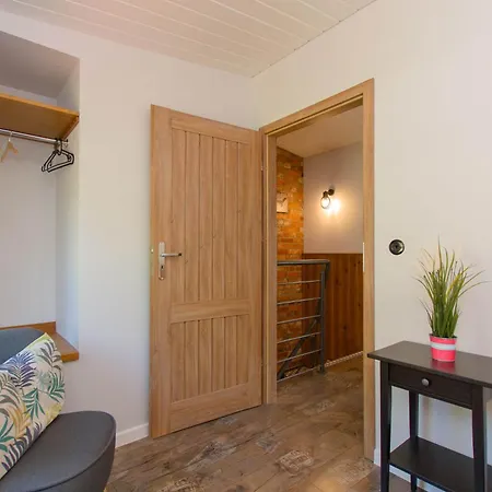 Dom wakacyjny Apartamentowe Chmielowka 2 *