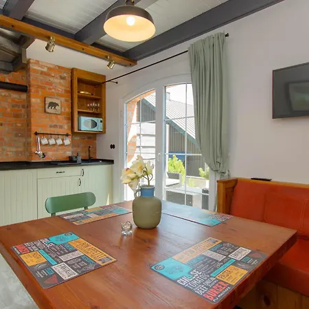 Holiday home Apartamentowe Chmielowka 2 *