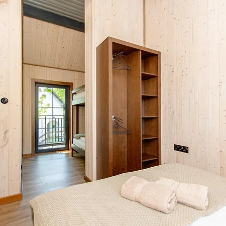 Dom wakacyjny Apartamentowe Chmielowka 2 *