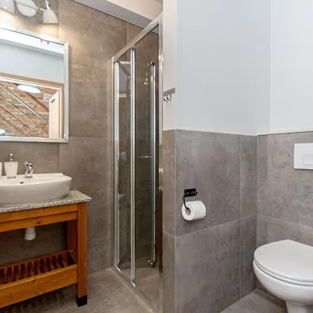 Apartamentowe Chmielowka 2 *